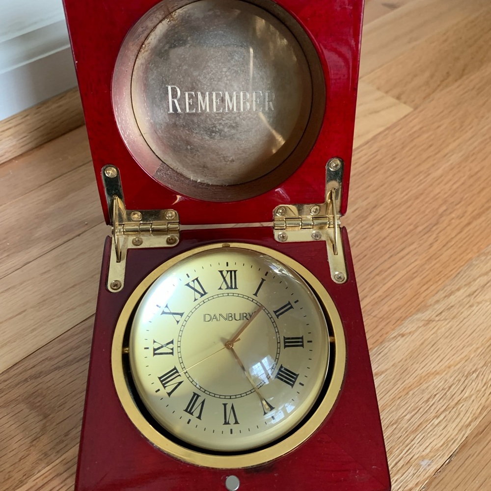 Danbury Desk Clock Globe Remember